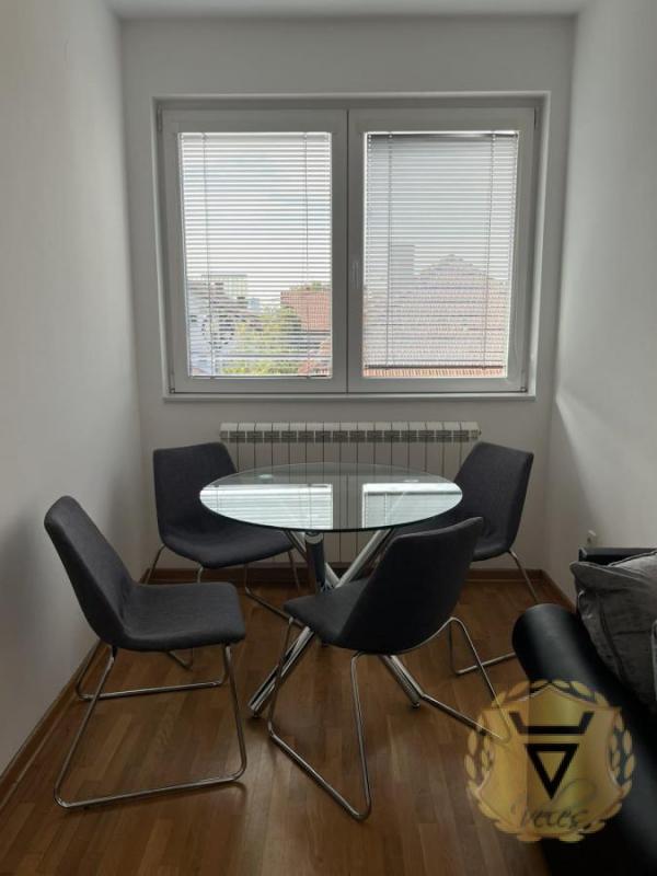 Slika 3 - Trosoban stan za izdavanje, 46m2, 750€