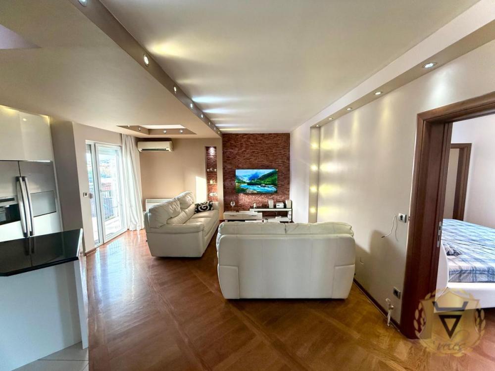 Slika 1 - Troiposoban stan za izdavanje, 96m2, 1.500€