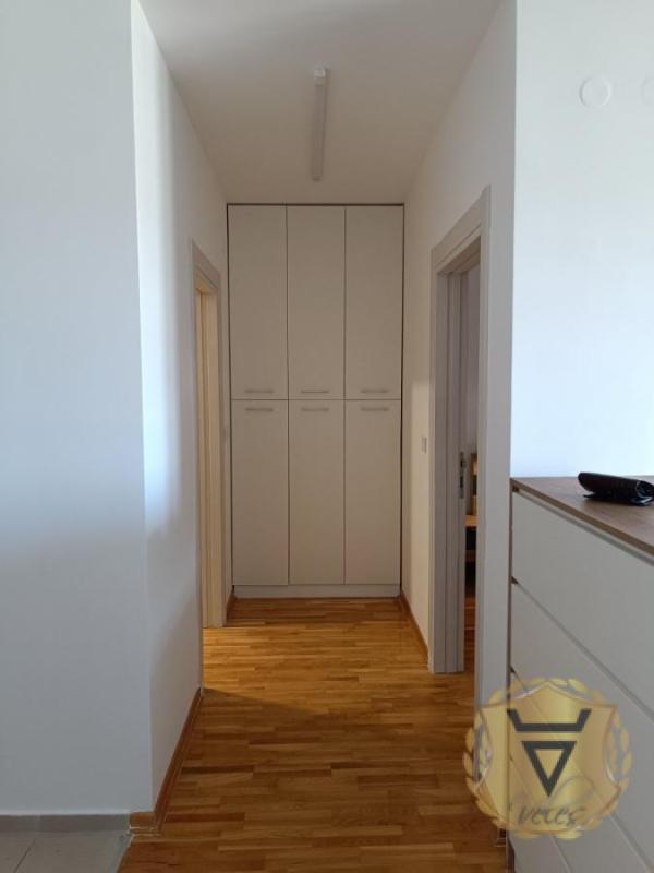 Slika 6 - Dvosoban stan za izdavanje, 60m2, 950€