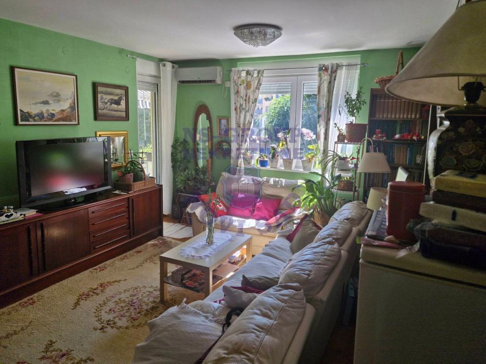 Glavna slika -Trosoban stan na prodaju, 77m2, 242.050€