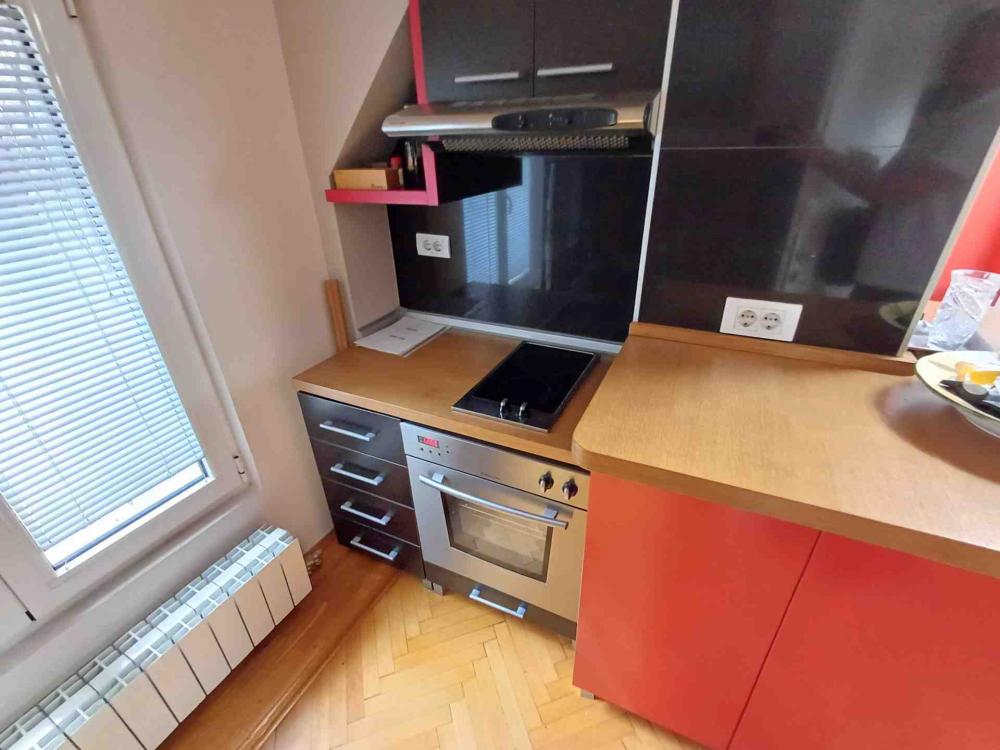 Slika 5 - Kralja Milutina, Trosoban stan za izdavanje, 87m2, 750€