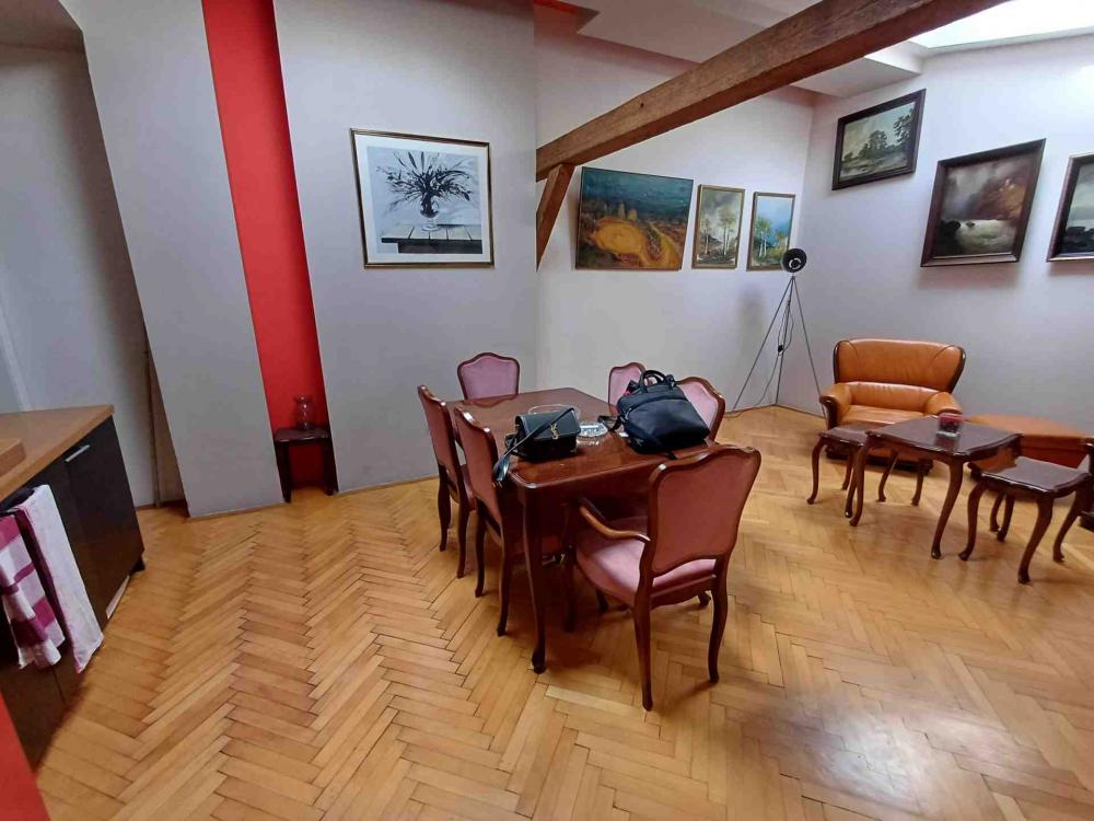 Slika 2 - Kralja Milutina, Trosoban stan za izdavanje, 87m2, 750€