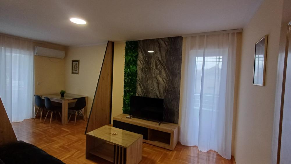 Slika 0 - Jednosoban stan za izdavanje, 38m2, 290€