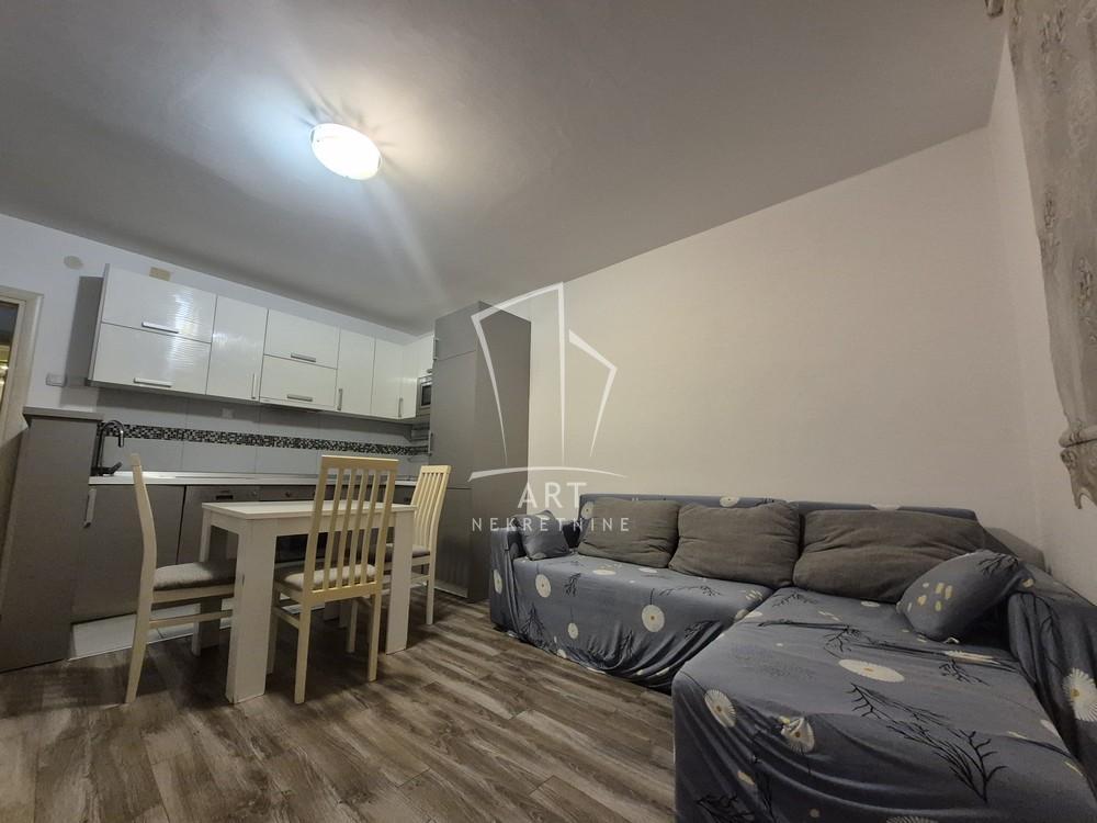 Glavna slika -Husinskih rudara, Dvoiposoban stan za izdavanje, 50m2, 550€