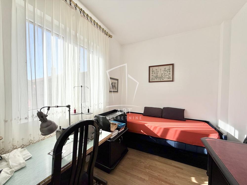 Slika 5 - Liksuri,  Kuća na prodaju, 540m2, 590.000€