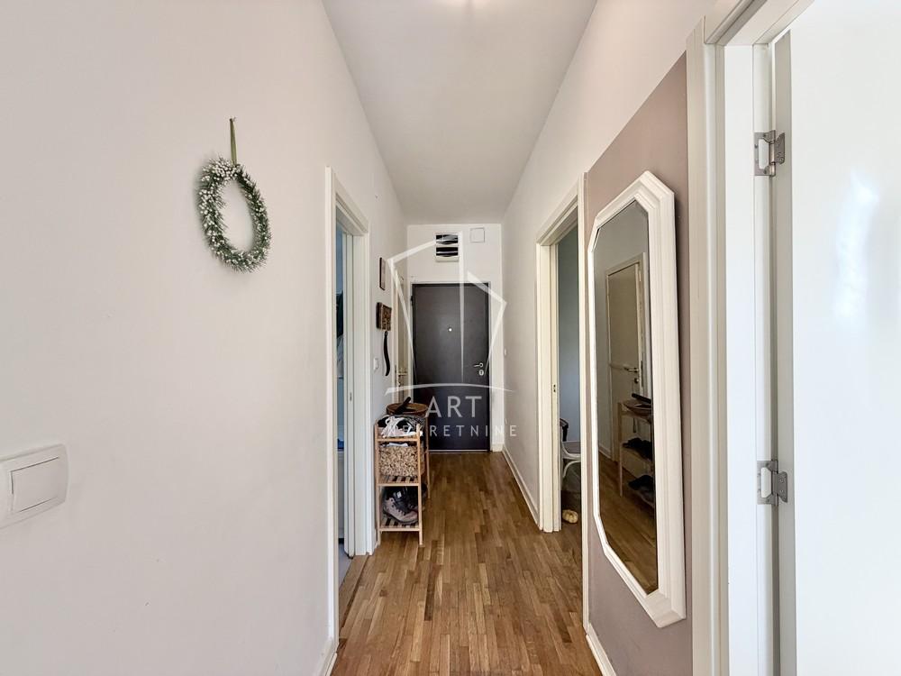 Slika 9 - Vojvode Micka Krstića, Dvoiposoban stan na prodaju, 54m2, 179.000€