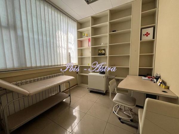 Slika 3 - Vojvode Stepe,  Lokal na prodaju, 63m2, 190.000€