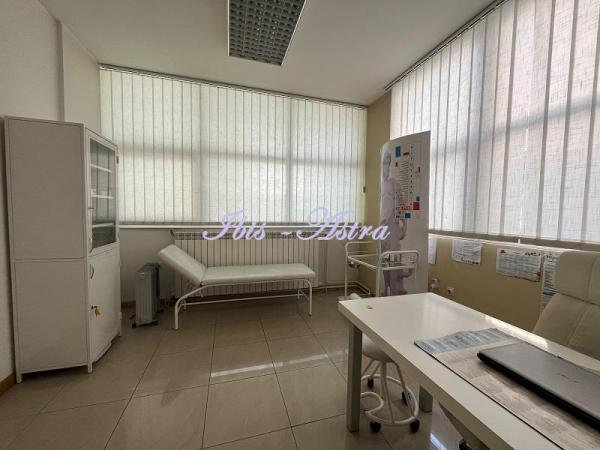 Slika 8 - Vojvode Stepe,  Lokal na prodaju, 63m2, 190.000€