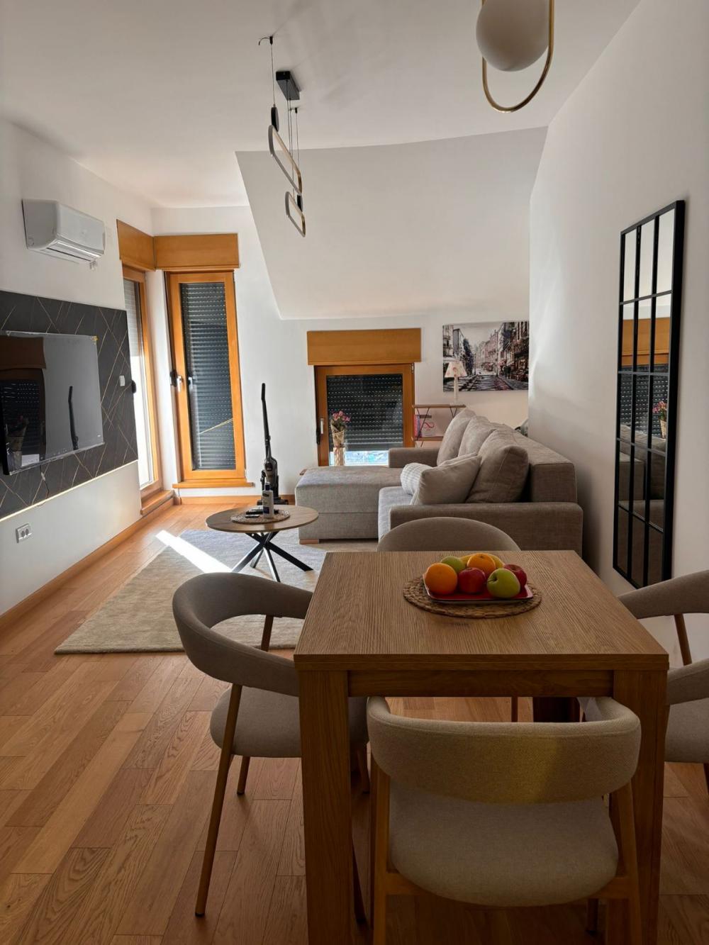 Slika 1 - Milisava Đurovića, Dvosoban stan za izdavanje, 46m2, 850€