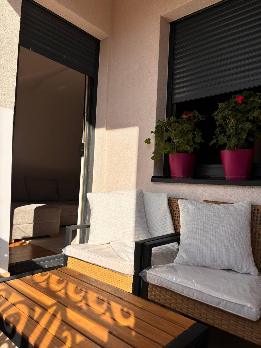 Slika 11 - Milisava Đurovića, Dvosoban stan za izdavanje, 46m2, 850€