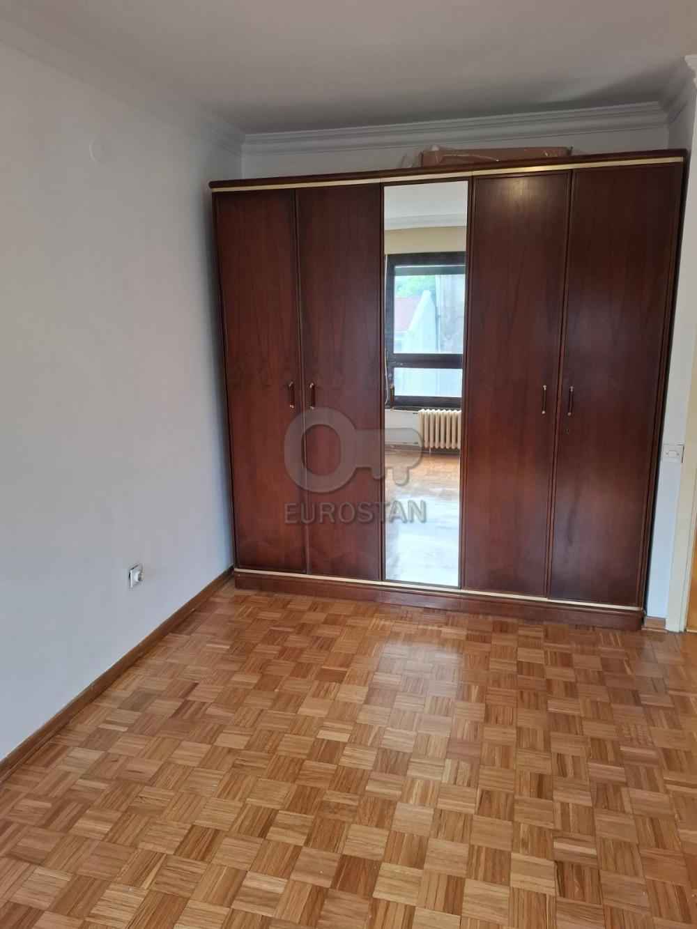Slika 10 - Golsvordijeva, Četvoroiposoban stan za izdavanje, 115m2, 1.300€