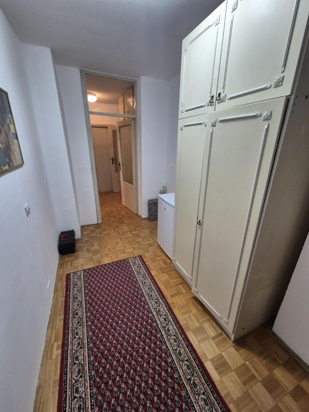 Slika 10 - Bulevar Milutina Milankovića, Četvorosoban stan za izdavanje, 95m2, 550€