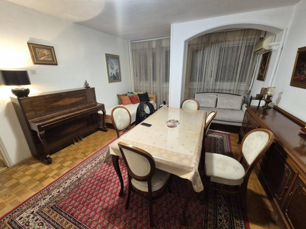 Slika 1 - Bulevar Milutina Milankovića, Četvorosoban stan za izdavanje, 95m2, 550€