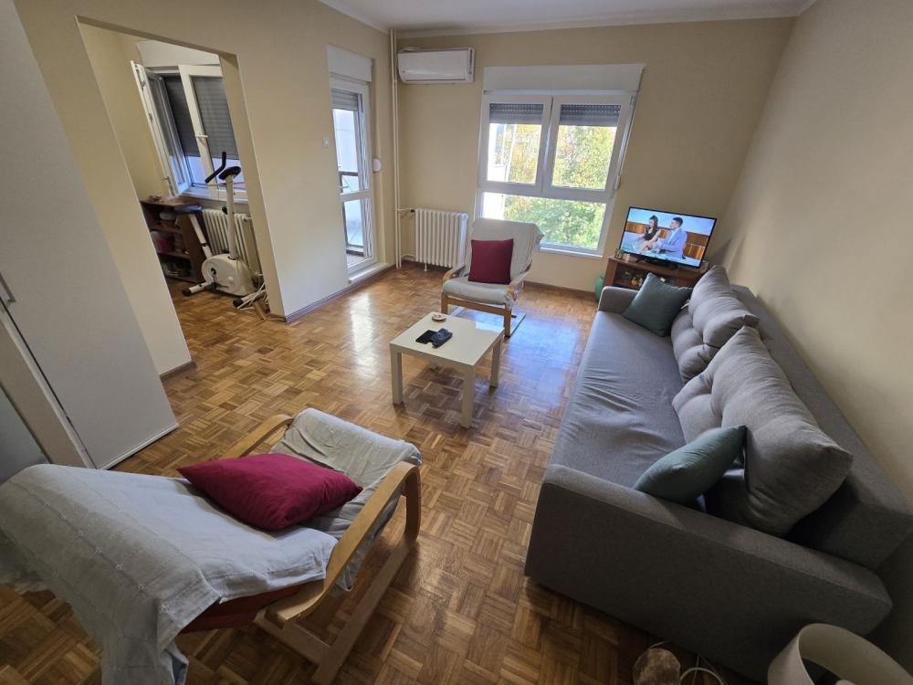 Slika 1 - Ismeta Mujezinovića, Dvosoban stan za izdavanje, 55m2, 500€