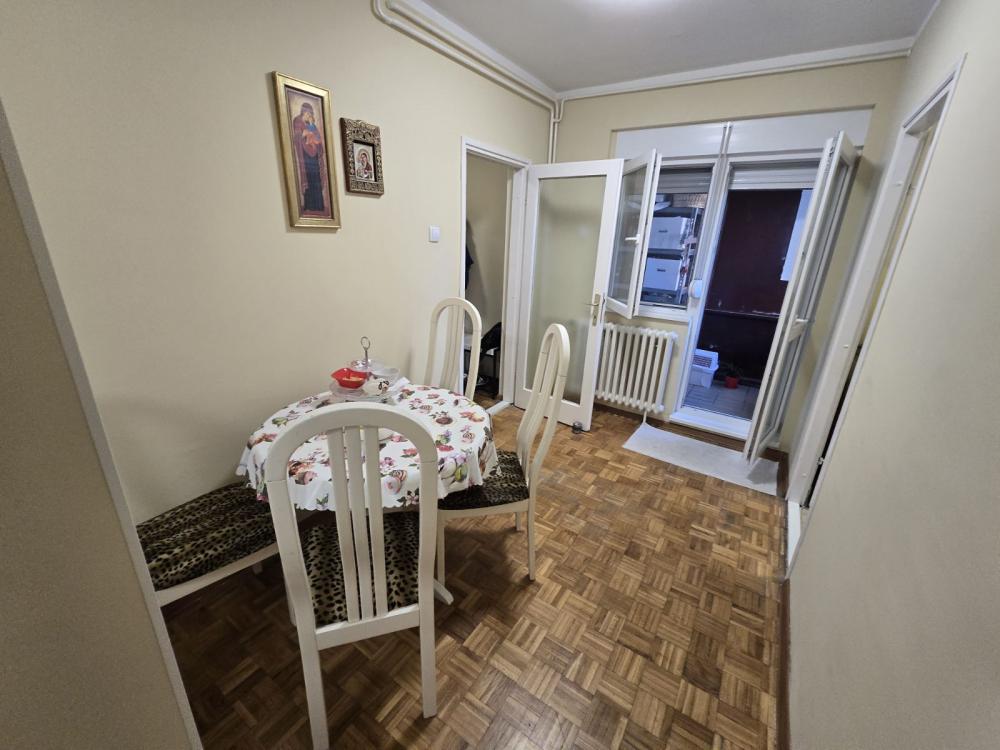 Slika 3 - Ismeta Mujezinovića, Dvosoban stan za izdavanje, 55m2, 500€