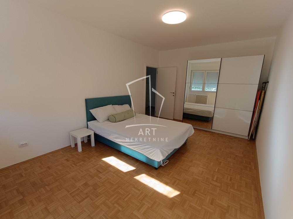 Slika 3 - Bulevar Maršala Tolbuhina, Dvosoban stan za izdavanje, 52m2, 650€