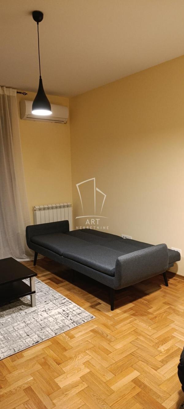 Slika 2 - Rada Neimara, Dvosoban stan za izdavanje, 43m2, 650€