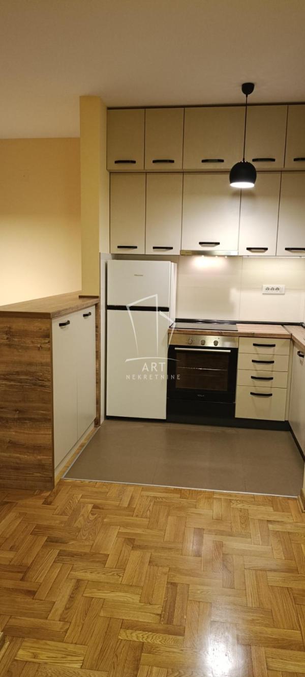 Slika 3 - Rada Neimara, Dvosoban stan za izdavanje, 43m2, 650€