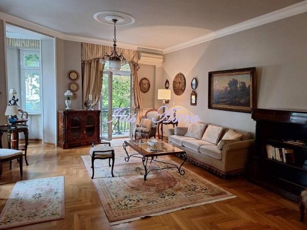 Slika 1 - Topličin Venac, Dvosoban stan za izdavanje, 89m2, 1.200€