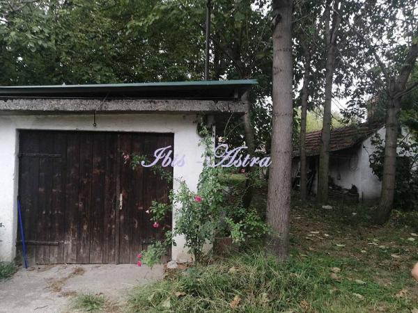 Slika 8 - 27. marta (Borča),  Kuća na prodaju, 77m2, 165.000€