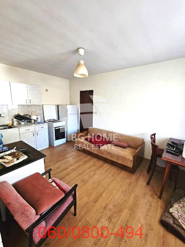 Slika 9 - 17. oktobra,  Kuća na prodaju, 250m2, 59.000€