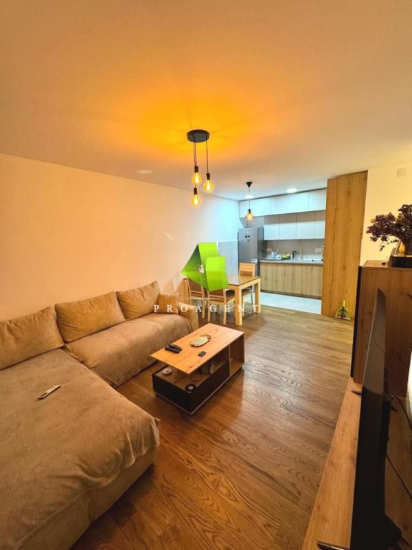 Slika 1 - Dvoiposoban stan za izdavanje, 75m2, 750€