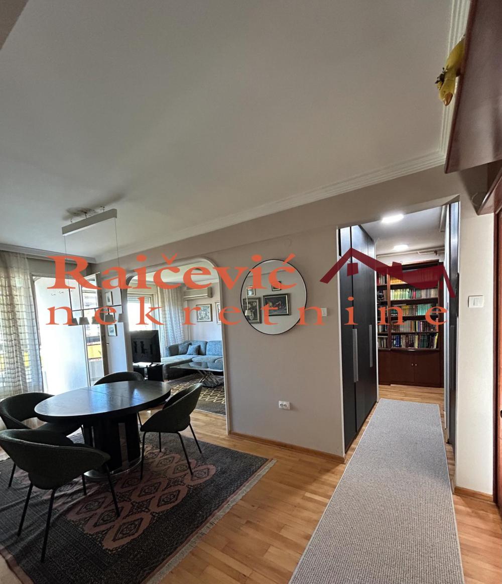 Slika 2 - Tadeusa Koscuska, Trosoban stan za izdavanje, 93m2, 1.200€