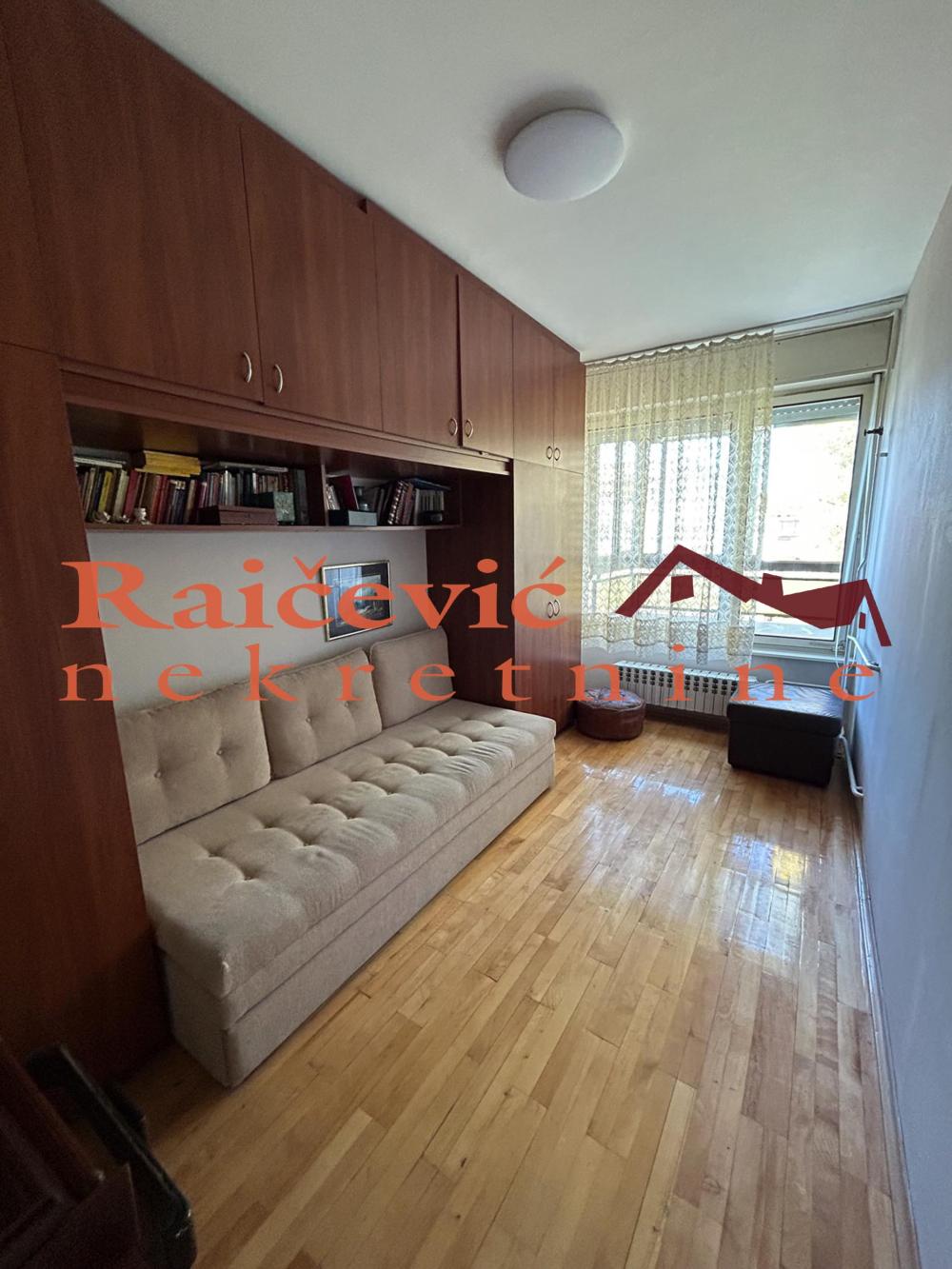 Slika 7 - Tadeusa Koscuska, Trosoban stan za izdavanje, 93m2, 1.200€