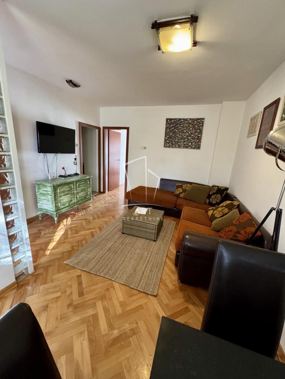 Slika 1 - Karađorđeva, Dvosoban stan za izdavanje, 39m2, 550€