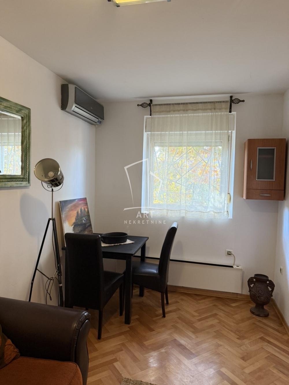 Slika 2 - Karađorđeva, Dvosoban stan za izdavanje, 39m2, 550€