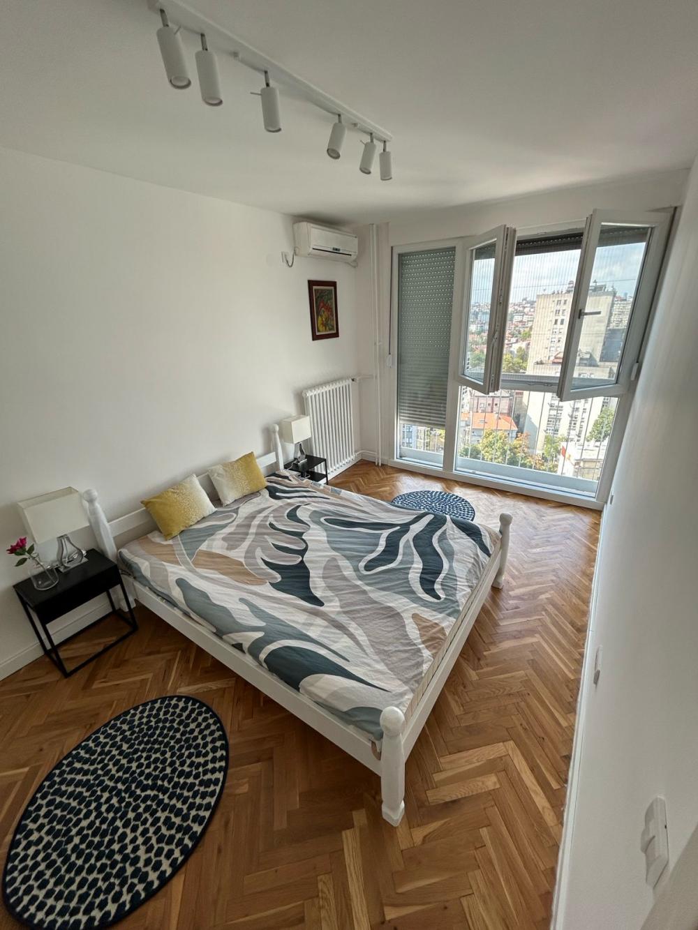 Slika 6 - Bulevar despota Stefana, Četvorosoban stan za izdavanje, 100m2, 1.250€