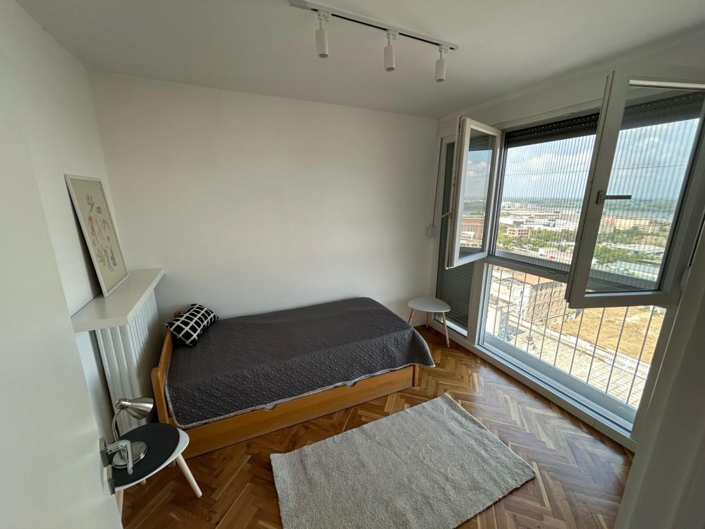 Slika 10 - Bulevar despota Stefana, Četvorosoban stan za izdavanje, 100m2, 1.250€