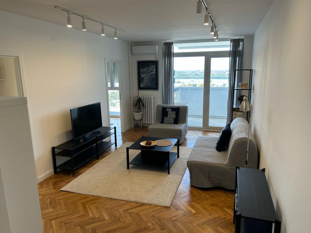 Glavna slika -Bulevar despota Stefana, Četvorosoban stan za izdavanje, 100m2, 1.250€