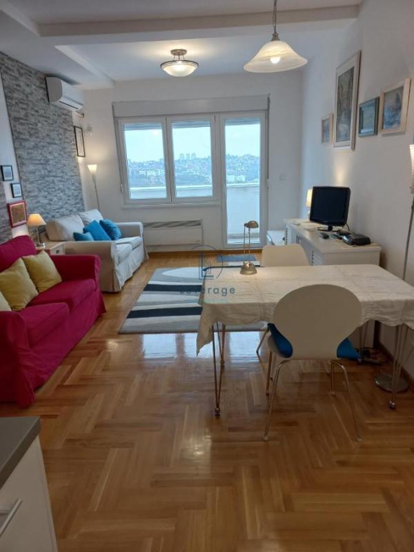 Glavna slika -Ilije Pavlovića, Dvosoban stan za izdavanje, 50m2, 500€