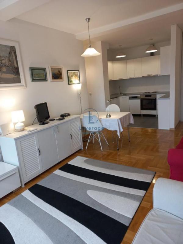 Slika 1 - Ilije Pavlovića, Dvosoban stan za izdavanje, 50m2, 500€