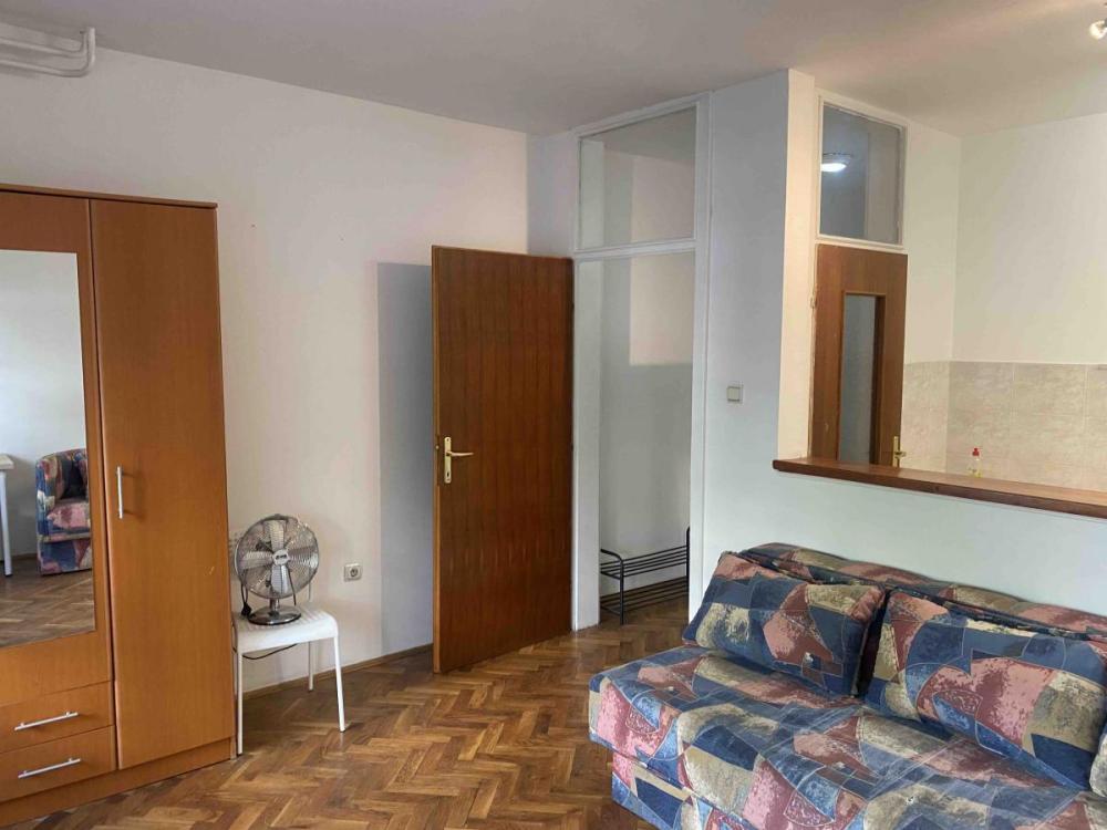 Slika 1 - Jednosoban stan za izdavanje, 32m2, 300€