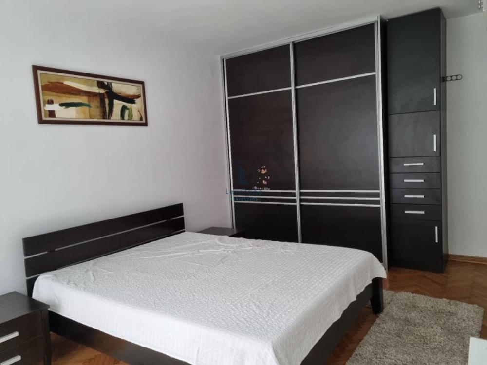 Slika 9 - Novopazarska, Trosoban stan za izdavanje, 80m2, 900€