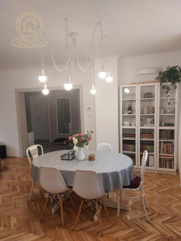 Slika 1 -  Kuća na prodaju, 360m2, 250.000€