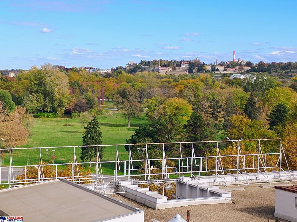 Slika 10 - Bulevar Mihajla Pupina, Trosoban stan na prodaju, 77m2, 275.000€