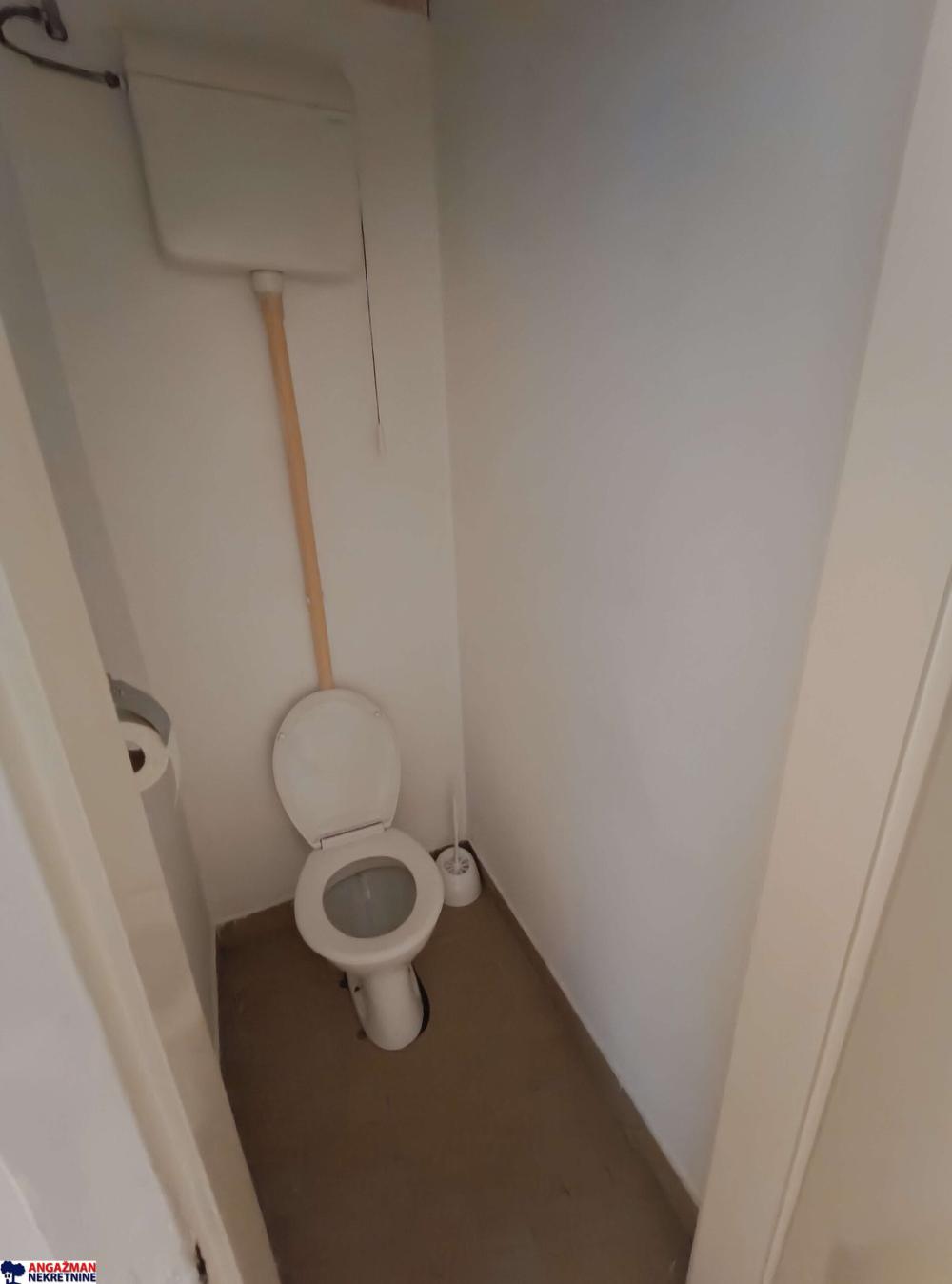 Slika 1 - Bulevar Mihajla Pupina, Trosoban stan na prodaju, 77m2, 275.000€