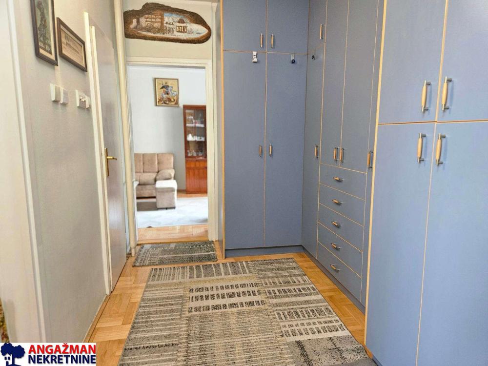 Slika 5 - Španskih boraca, Jednoiposoban stan za izdavanje, 56m2, 600€