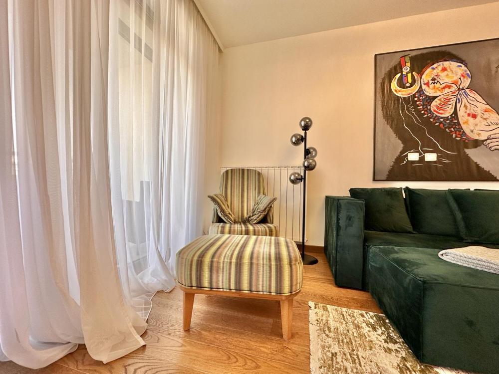 Slika 2 - Hercegovačka, Trosoban stan za izdavanje, 83m2, 1.700€