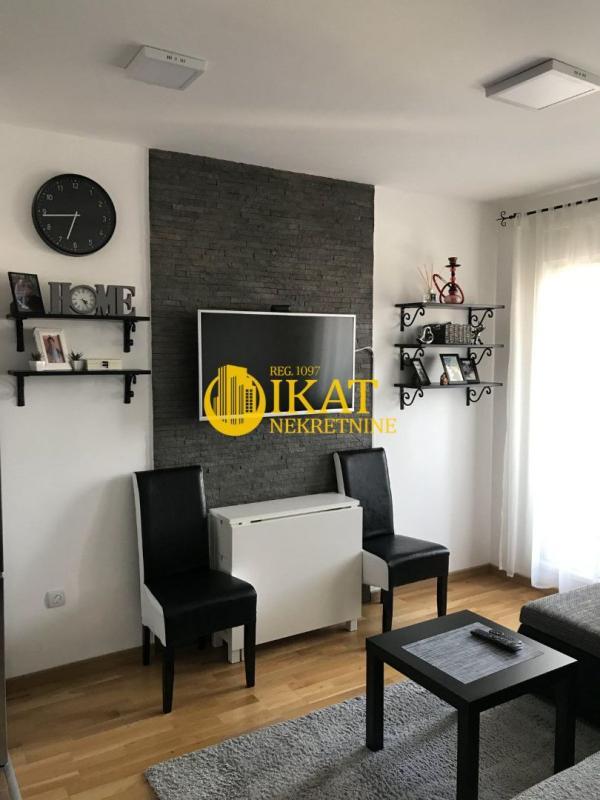 Glavna slika -Dvoiposoban stan za izdavanje, 50m2, 500€