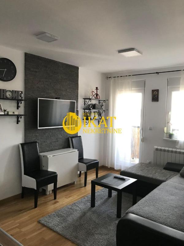 Slika 4 - Dvoiposoban stan za izdavanje, 50m2, 500€