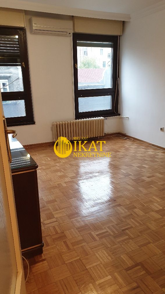 Slika 7 - Četvoroiposoban stan za izdavanje, 115m2, 1.300€