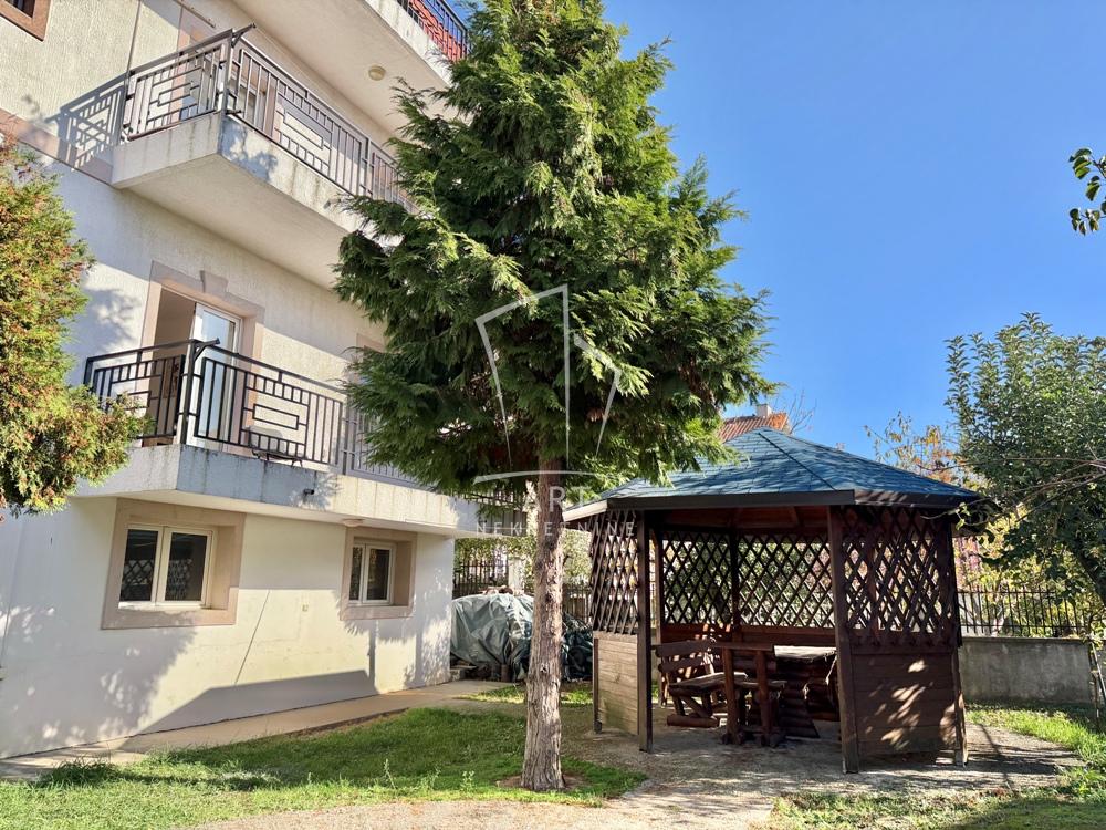 Slika 10 - Liksuri, Četvorosoban stan na prodaju, 199m2, 359.000€