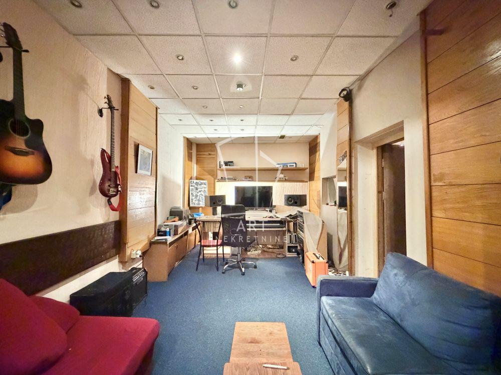 Slika 2 - Obilićev Venac,  Lokal na prodaju, 45m2, 108.000€