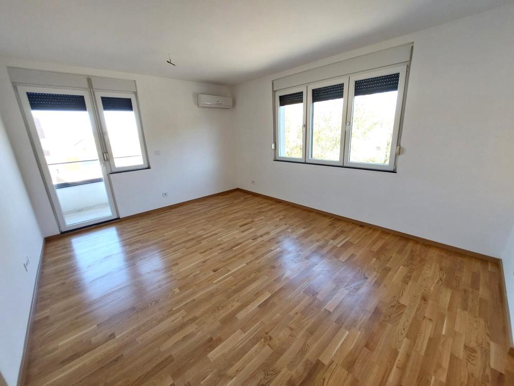Slika 2 - Dvoiposoban stan na prodaju, 70m2, 144.200€