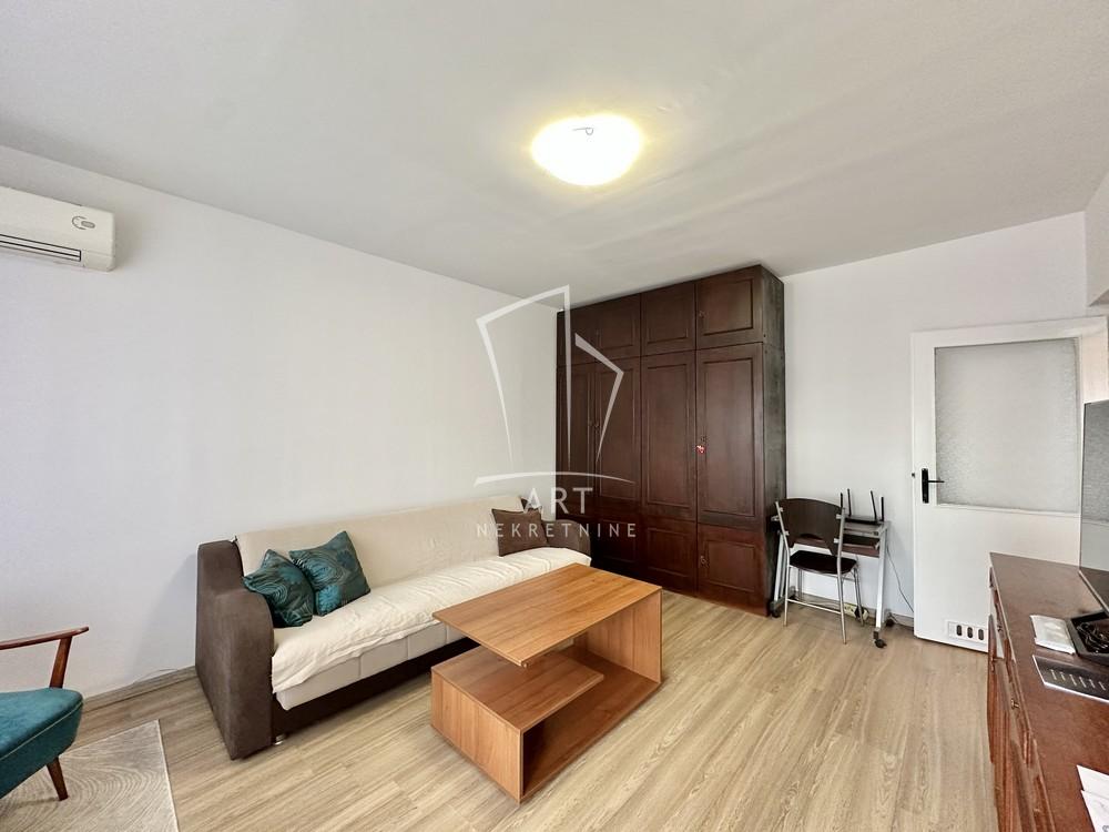 Slika 3 - Bulevar Mihajla Pupina, Jednosoban stan za izdavanje, 36m2, 450€