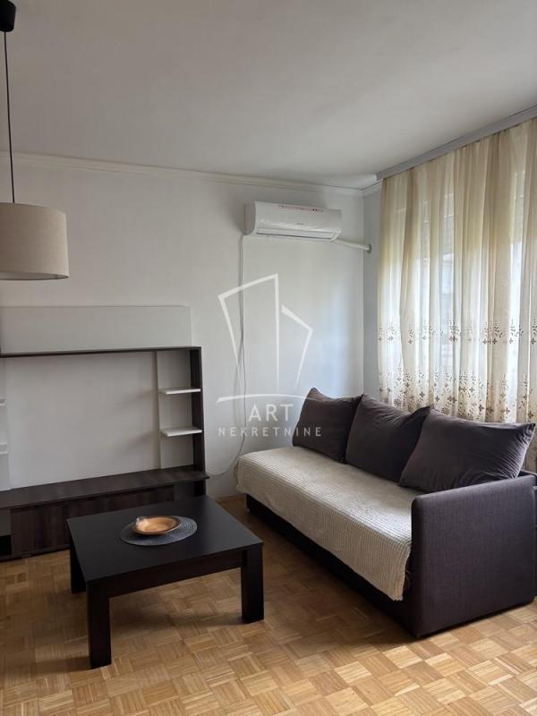 Glavna slika -Trgovačka, Dvosoban stan za izdavanje, 36m2, 500€